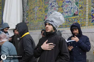 بارش برف در حرم مطهر رضوی