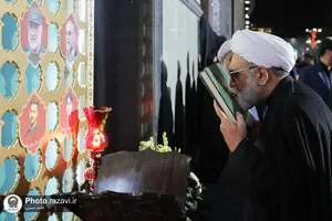 آئین خطبه&zwnj;خوانی شب شهادت امام حسین (ع) در حرم مطهر رضوی