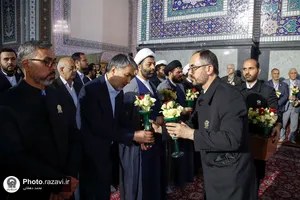 آیین خطبه&zwnj;خوانی شب میلاد امام رضا(علیه&zwnj;السلام) در حرم مطهر رضوی - 2