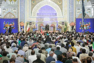 مراسم شب ولادت امام رضا علیه‌السلام در حرم مطهر رضوی