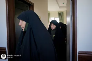 بازدید خواهران خدمه انتظامات حرم مطهر رضوی از خوابگاه &laquo;سرای نجمه خاتون سلام&zwnj;الله علیها&raquo;
