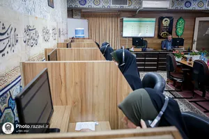پاسخگویی تلفنی مدیرعامل مؤسسه موقوفه خدمات زائر بنیاد کرامت رضوی به مخاطبان سامانه ۱۳۸