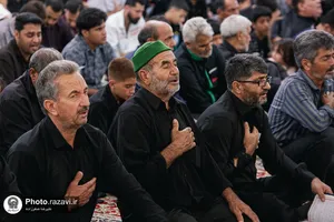 اجرای نیت موقوفه مهدی قلی خان قرایی در حرم مطهر رضوی