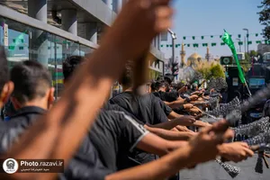 پیاده&zwnj;روی جاماندگان اربعین در مشهد -2