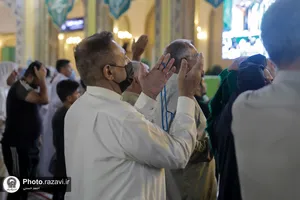 نمایش آیینی فریادی در تاریکی ویژه زائرین غیر ایرانی