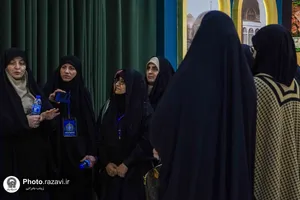 بازدید شرکت کنندگان چهل و یکمین دوره مسابقات بین المللی قرآن کریم از نمایشگاه رواق خدمت-2
