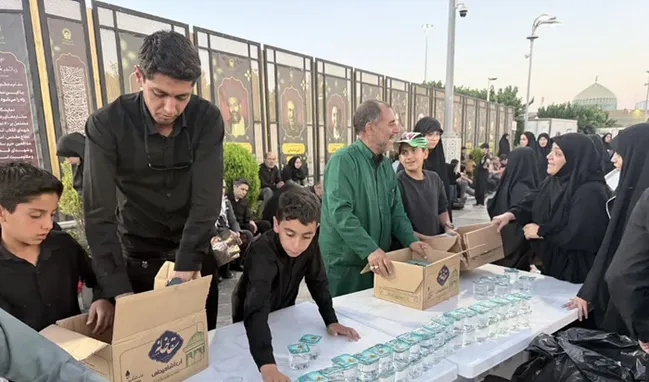 اسکان بیش از ۲ هزار زائر مراسم تشییع رهبر شهید در موکب سیرجان