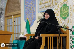 گلباران حرم مطهر رضوی در روز میلاد حضرت معصومه سلام الله علیها