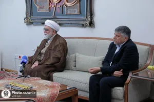 دیدار تولیت آستان قدس رضوی با خانواده شهدای جنگ رمضان-1