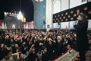بزرگداشت رهبر شهید انقلاب در حرم مطهر رضوی