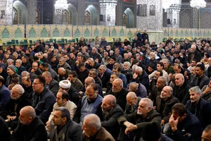 عزاداری ظهر شهادت حضرت زهرا(س) در حرم مطهر رضوی