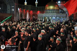 عزاداری سنتی شب ششم محرم در &laquo;حسینیه حرم&raquo;