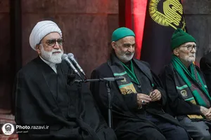 همایش پیرغلامان اهل بیت علیهم&zwnj;السلام در حرم مطهر رضوی