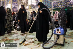 خدمت&zwnj;رسانی خدمه خواهر بارگاه منور رضوی در شب&zwnj;های قدر