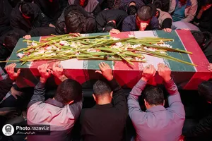 وداع با پیکر شهید گمنام دفاع مقدس در دانشگاه علوم اسلامی رضوی