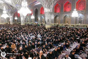اقامه نماز جمعه در ظهر عاشورا و طنین لبیک یا قرآن درپی هتک حرمت به قرآن