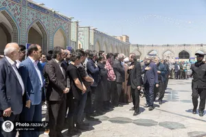 تشییع پیکر مادر شهیدان خوراکیان