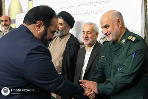 رونمایی از بسته شعر و سبک دهه کرامت ۱۴۰۳ در حرم مطهر رضوی