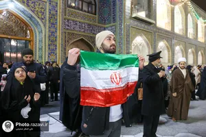 بانگ الله اکبر در حرم مطهر رضوی