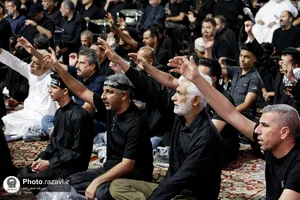 آیین شام غریبان امام حسین علیه&zwnj;السلام با حضور زائرین غیر ایرانی