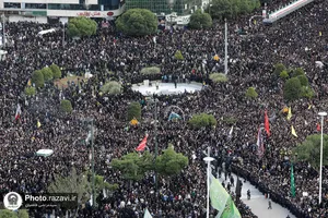 وداع با پیکر رئیس&zwnj;جمهور شهید و همراهان در مشهدالرضا&zwnj;&zwnj;علیه السلام -1