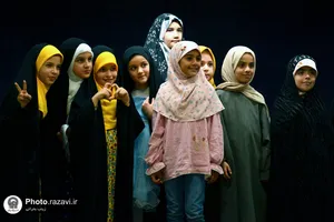 قرار دخترانه روز معصومه در فروشگاه به نشر