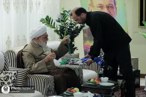 دیدار تولیت آستان قدس رضوی با خانواده شهدای جنگ رمضان-2