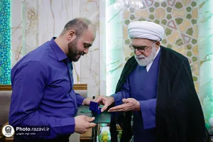 دیدار تولیت با خانواده شهدا