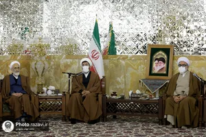 دیدار ائمه جماعات حرم امام رضا(علیه&zwnj;السلام) با تولیت آستان قدس رضوی