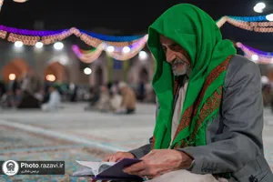 حال و هوای حرم مطهر رضوی در شب میلاد امام رضا علیه&zwnj;السلام -2