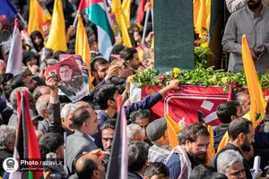 تشییع پیکر شهید نیلفروشان در مشهد