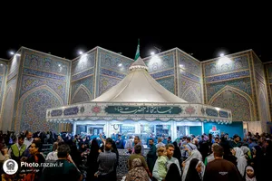 حال و هوای حرم مطهر رضوی در شب میلاد امام حسن عسکری علیه&zwnj;السلام