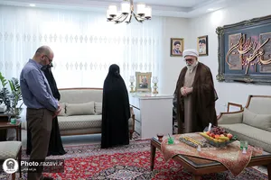 دیدار تولیت آستان قدس رضوی با خانواده شهدای جنگ رمضان-1