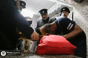 حضور خدام بارگاه منور رضوی در زندان مرکزی مشهد