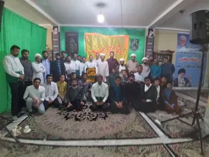 دیدار خادمیاران زرندی با خانواده شهدا