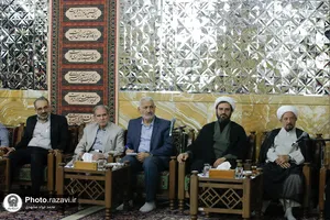 دیدار جمعی از نویسندگان با تولیت آستان قدس رضوی