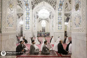 تشرف زوج&zwnj;های جوان دانشگاه امام حسین(علیه&zwnj;السلام) به حرم مطهر رضوی