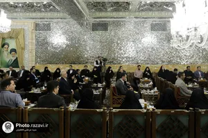 دیدار کارکنان نمونه با تولیت آستان قدس رضوی