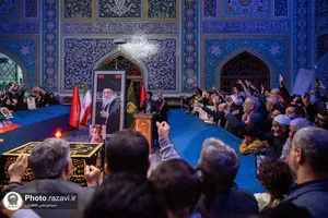 حضور خانواده شهدا و جانبازان لامرد فارس در جوار مزار رهبر شهید انقلاب