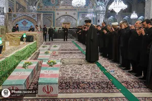 وداع با شهدای گمنام دفاع مقدس در حرم مطهر رضوی