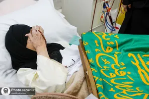 حضور خدام حرم مطهر رضوی در بیمارستان 22 بهمن