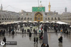 بارش برف در حرم مطهر رضوی