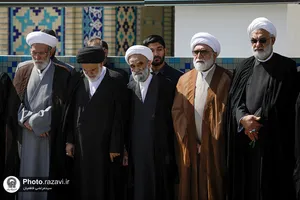 تشییع پیکر همسر آیت الله مرتضوی در حرم مطهر رضوی