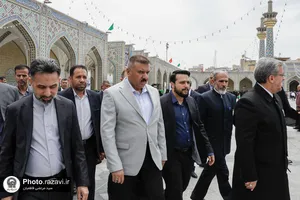 تشرف وزیر کشور عراق به حرم مطهر رضوی
