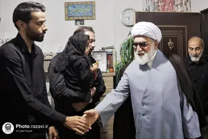 دیدار تولیت آستان قدس رضوی با خانواده آتش&zwnj;نشان شهید مشهدی