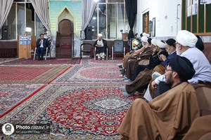 نشست مدیر امور مجاورین بنیاد کرامت رضوی با ائمه جماعات &laquo;پهنه شهید عصمتیان&raquo;