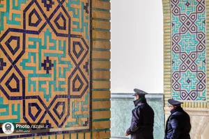 نقش نام امیرالمومنین در حرم مطهر رضوی