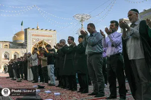 اقامه نماز عید سعید فطر در حرم مطهر رضوی-2
