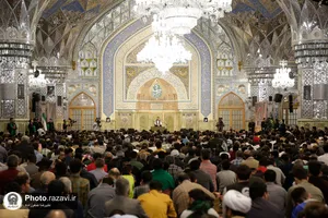 مناجات خوانی سحر&zwnj;گاهی ماه مبارک رمضان در حرم مطهر رضوی