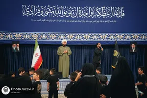 ویژه برنامه فرشتگان مقاومت در حرم مطهر رضوی-۱